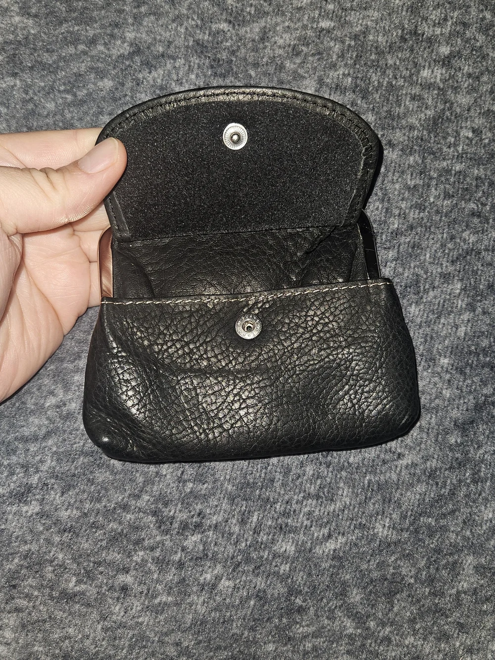 N/A compact black